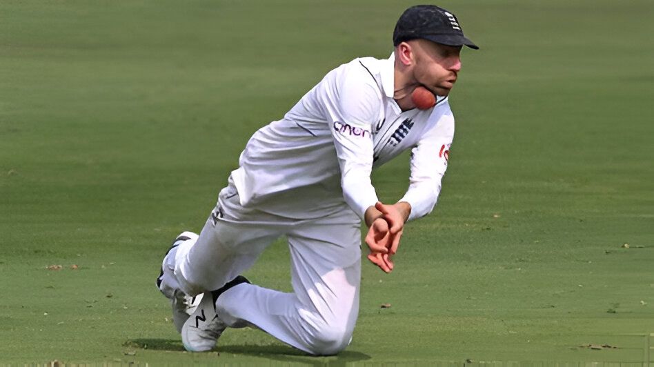 Jack Leach is set to undergo knee surgery following the India vs England match