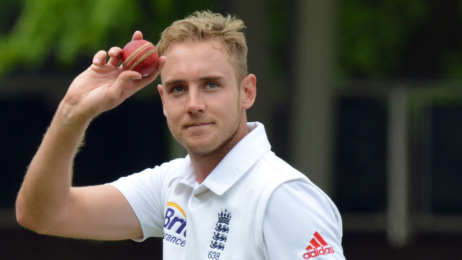 Stuart Broad believes that England has a chance to win the Test series against India in the absence of Virat Kohli