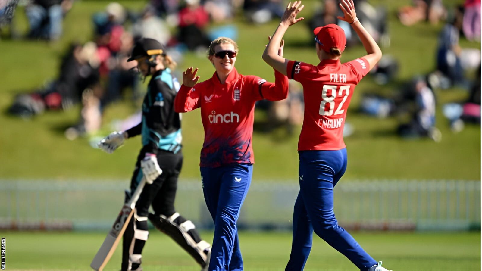 Heather Knight led England to a comfortable 27-run victory over New Zealand in the first T20 match