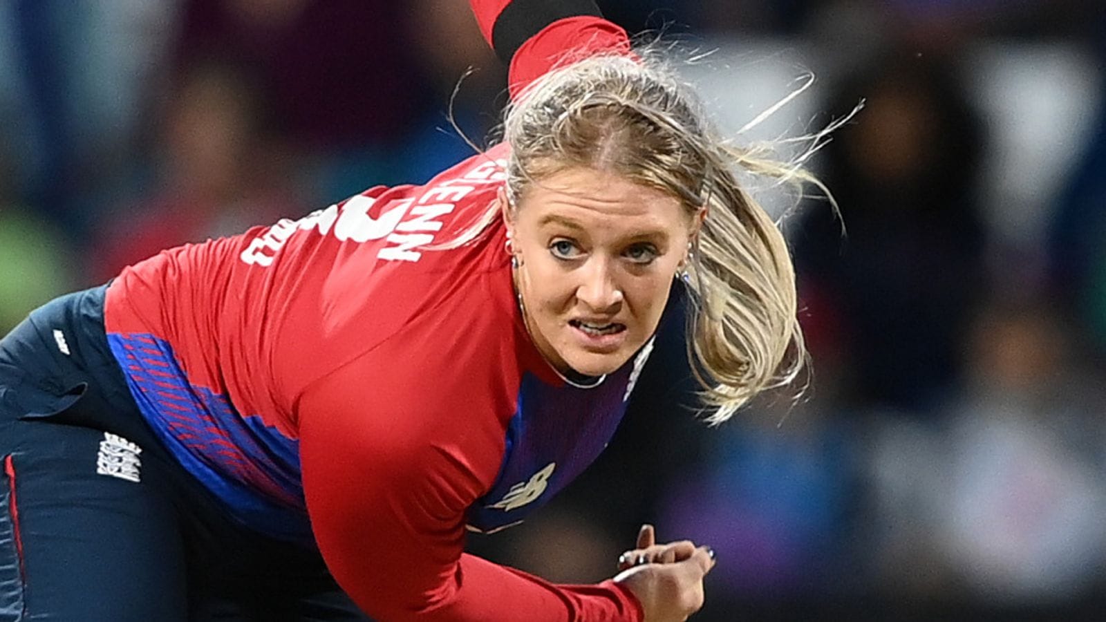 Sarah Glenn has been withdrawn from the England squad, she is recovering from a concussion